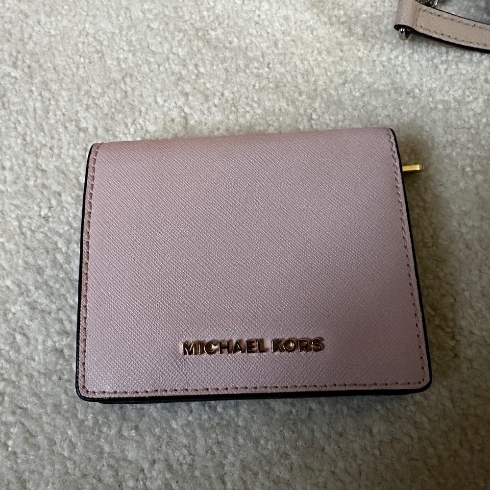 Michael Kors Blush Card Holder